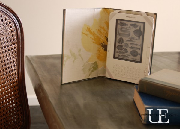 How to make an cover for your tablet using an old book for under $5.  #oldbookcraft #craft #IPadcover