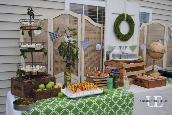 Apple Themed Table