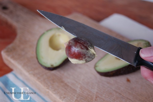 Removing the seed from avocado