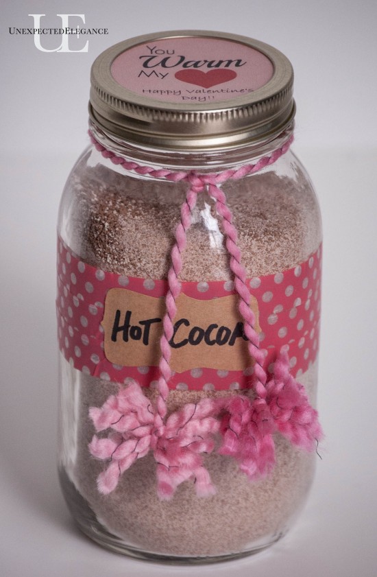 Hot Cocoa and FREE Printable...a perfect Valentine's gift for a friend or teacher!