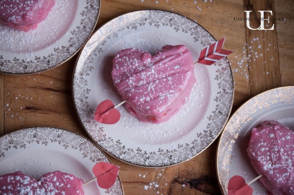 Mini Heart Cakes with FREE Arrow Printable Download