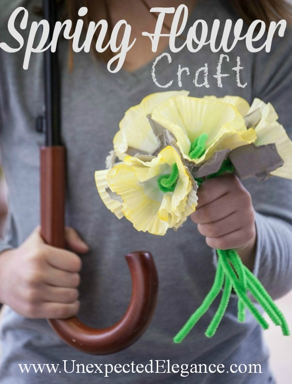 This Spring Flower craft is perfect for a preschool or kindergarten class.  Teach the kids about the parts of the flower as they create.  This is also a perfect Mother's Day gift idea!
