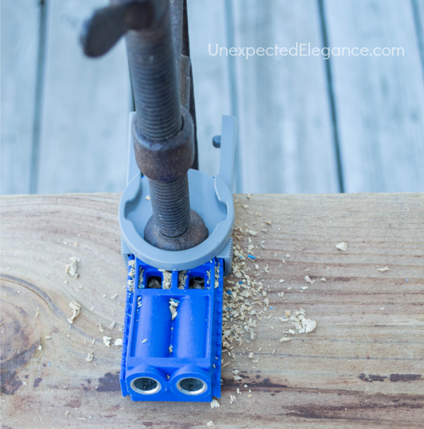 EASY DIY Outdoor Table-1-30.png