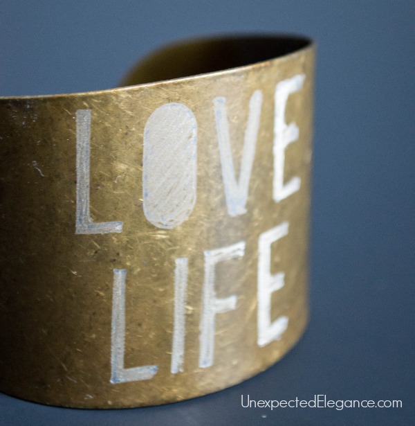 10 Minute DIY Metal Bracelet. Great for a personalized gift.-1-4