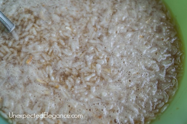Need a quick side dish or meal? This 20 minute Cajun Dirty Rice recipe is a delicious and easy option for both!!