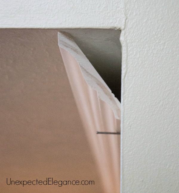 Ever had a piece of crown molding that didn't butt up to another wall and left a hole?? Find out how to dead end crown molding easily!