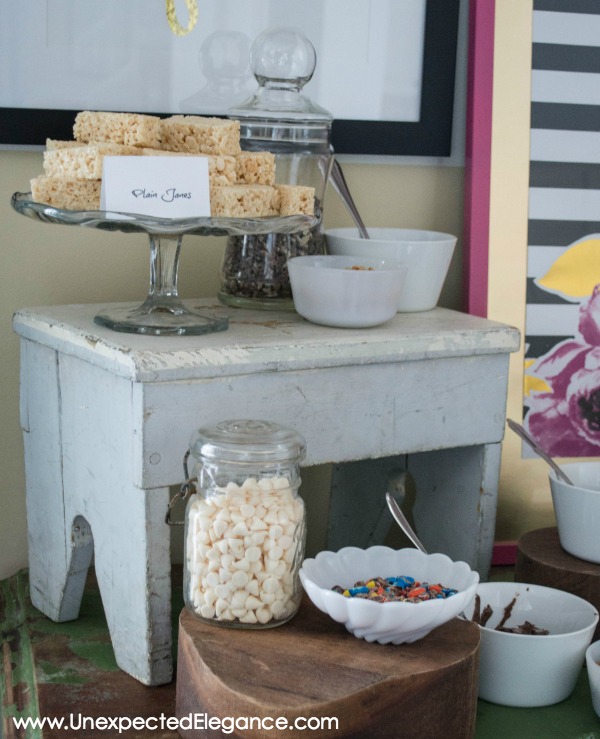 Want some easy entertaining ideas?? Check out this fun TREAT BAR for your next party or get-together. 