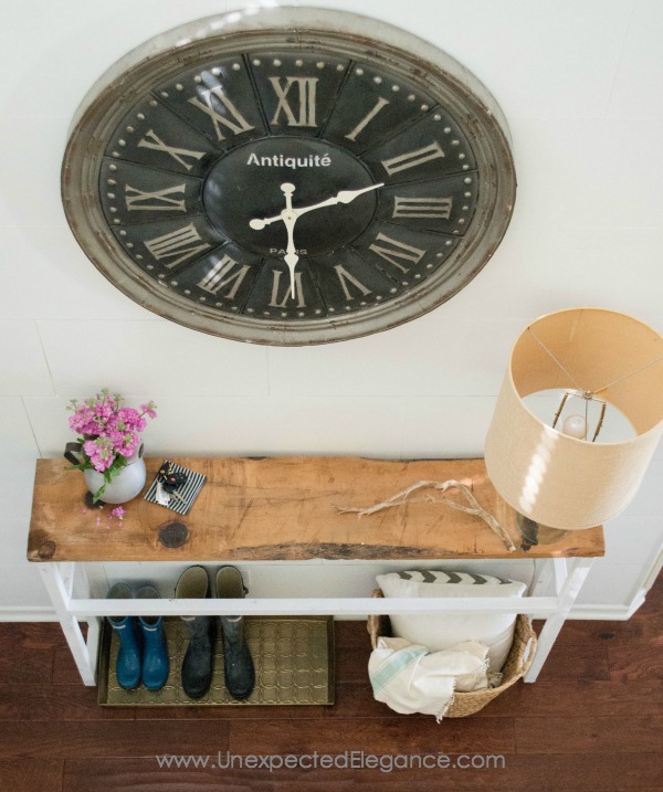 Check out this awesome DIY entry table!!  It's the perfect size for a tight space.