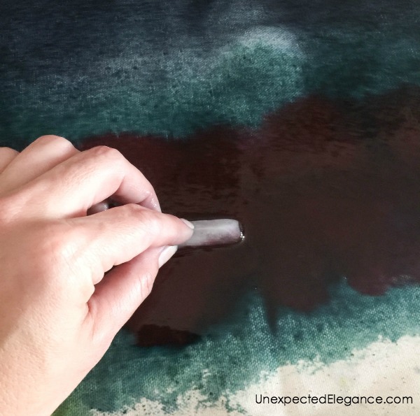 Check out this cool technique of ice dyeing!!  Use the ice to manipulate the dye and give you a more watercolored effect...the results are beautiful.