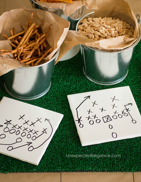 The BIG game is just around the corner! Get some fun ideas for making inexpensive Super Bowl decor.