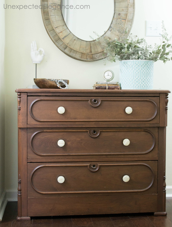 The easiest way to update a piece of furniture is changing out the hardware. Check out this super easy dresser maker!