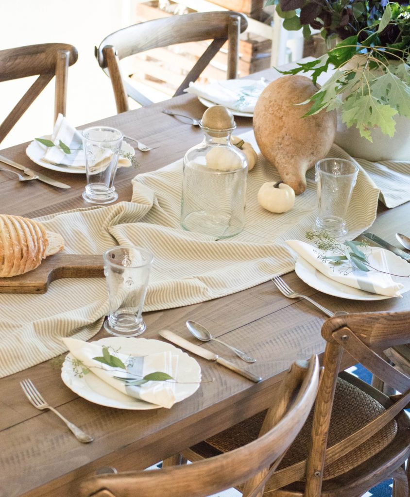 5 Ways to Update Your Dining Room Table