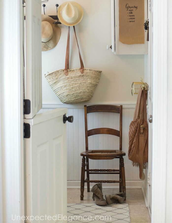 mudroom-easy-organization-1-b copy