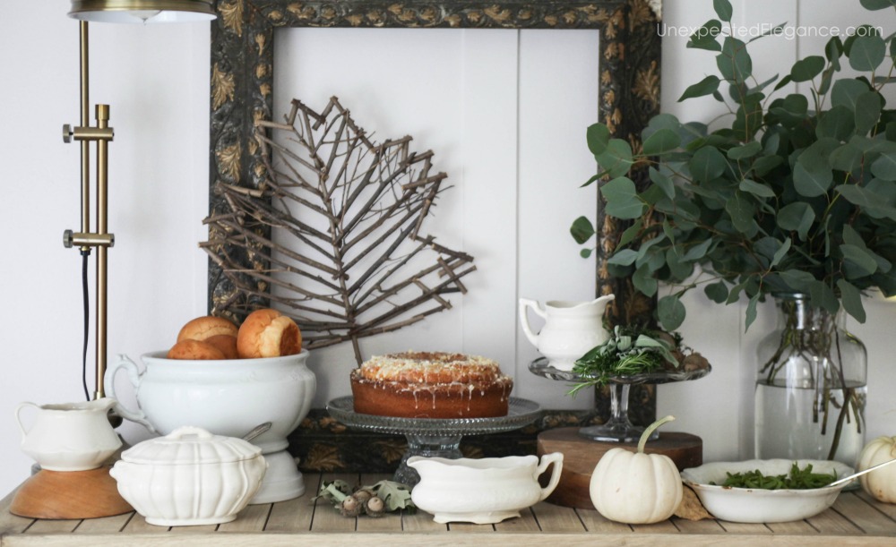 We all know the food is the star of the show at Thanksgiving. See how to create a beautiful Thanksgiving buffet station without spending any money.