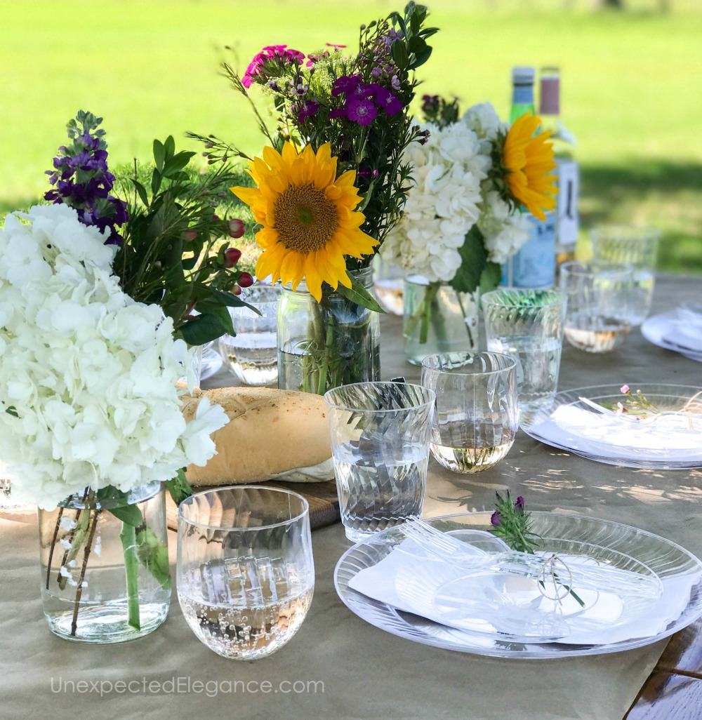 Dinner party ideas for hosting outdoors