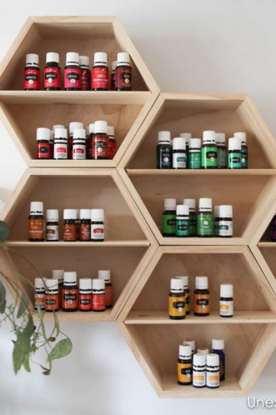 Need an organization system for your oils?? Check out this DIY essential oil wall storage system. It's not only functional but it's also pretty!