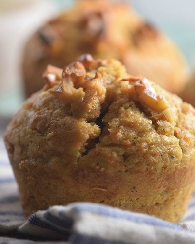 Walnut muffins with a vanilla and cinnamon flavor is a quick and easy breakfast. It's great for the holidays and is also great for your dessert table!