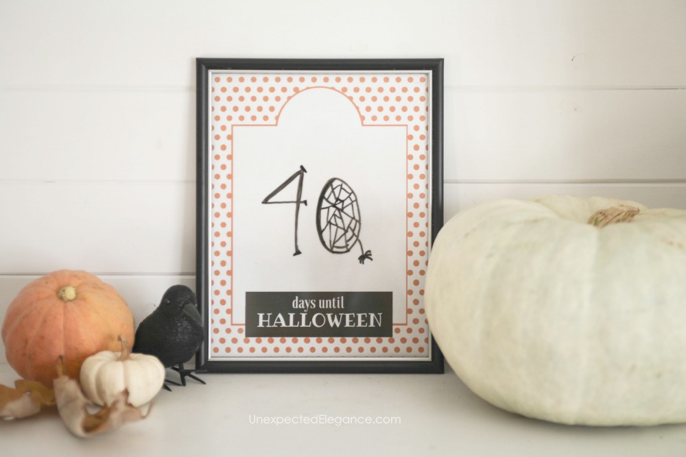 This Halloween Countdown Printable is a fun way to create anticipation up until the big day!  Download it today and update daily.