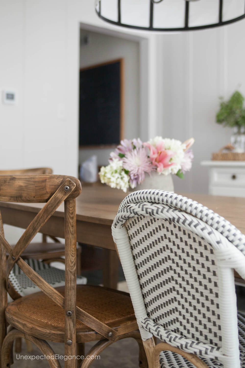 Are you ready to makeover over your dining room? Get inspiration HERE!